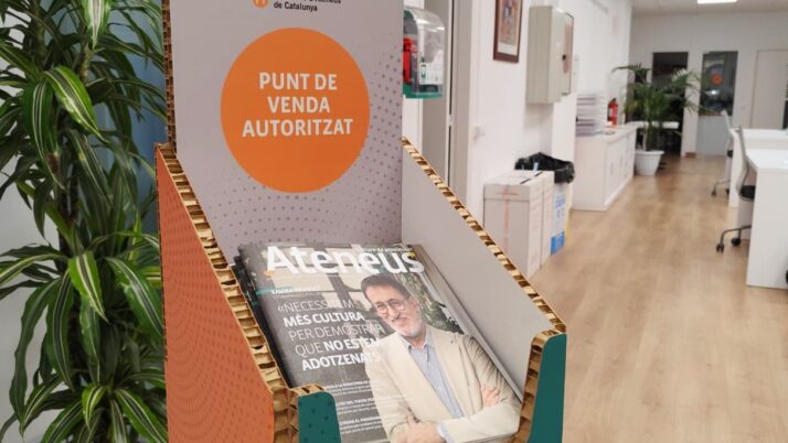 Nous punts de venda de la revista ATENEUS