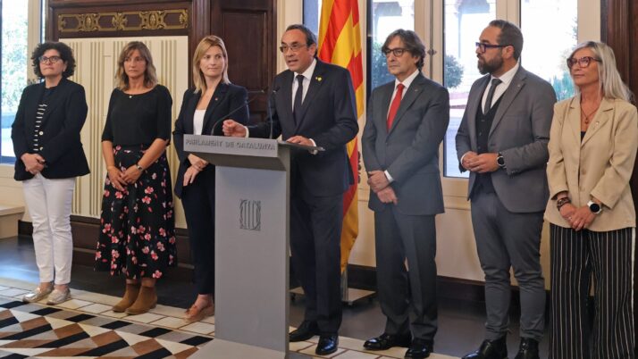 La Federació d’Ateneus de Catalunya rep la Medalla d’Honor en categoria d’or del Parlament de Catalunya