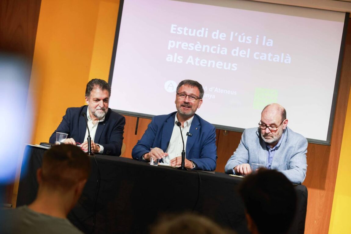 La diagnosi sobre l’ús del català als ateneus avala el compromís lingüístic de les entitats